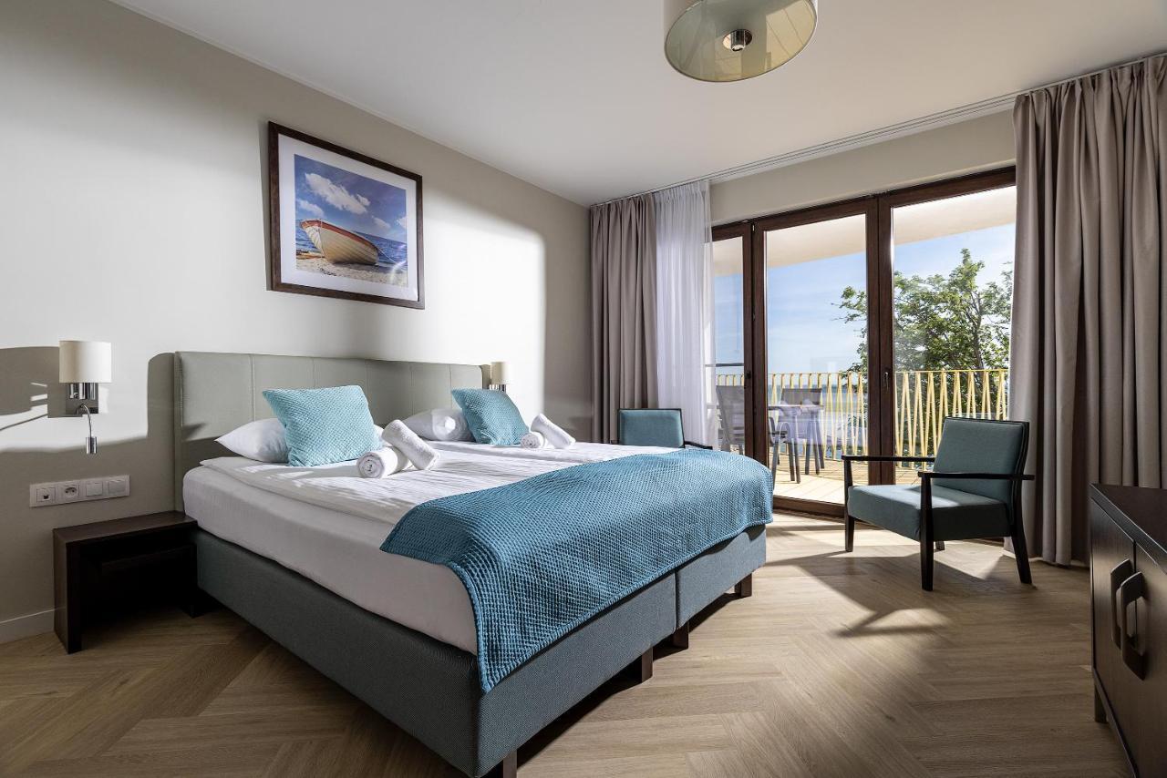 Hotel Meridian Халупи Екстер'єр фото