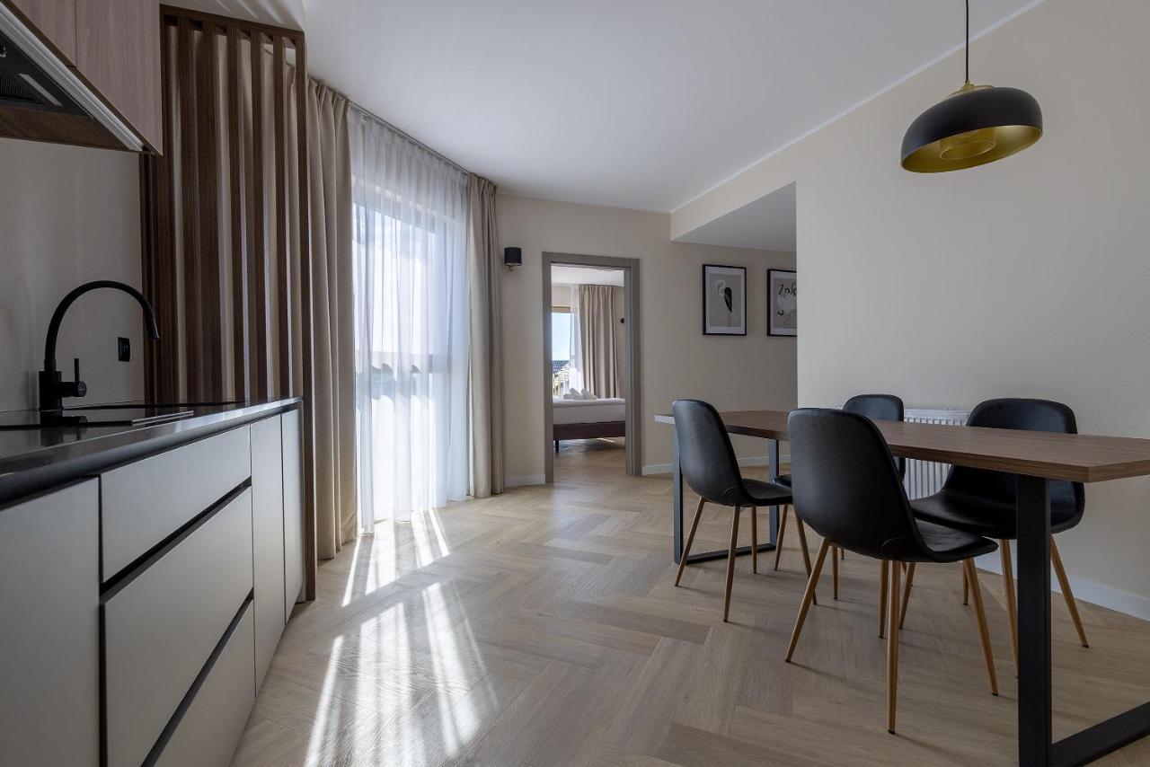 Hotel Meridian Халупи Екстер'єр фото